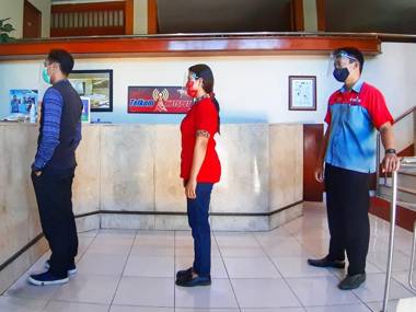 Alexander Hotel Tegal