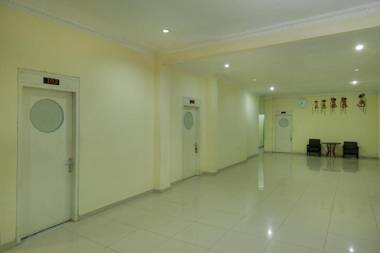 RedDoorz @ Hotel Citra Indah