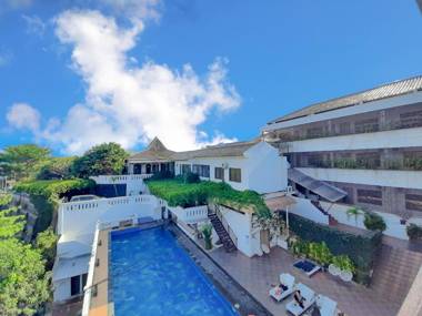 Front One Resort Yogyakarta