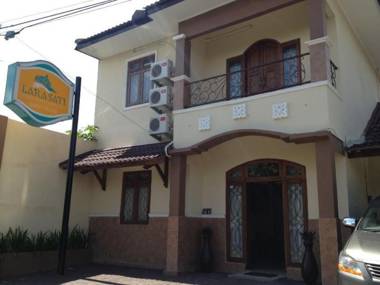 Larasati Guest House