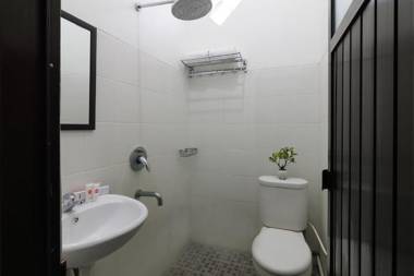 OYO 1242 Penginapan Rb Syariah