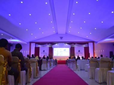 Prima SR Hotel and Convention