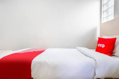 OYO 3819 Hotel Winotosastro