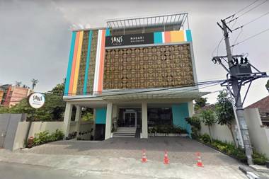 Sans Hotel Nagari Malioboro