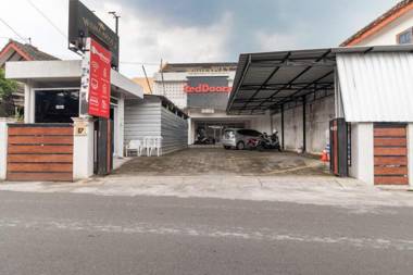 RedDoorz Syariah @ Wisma Arya 2