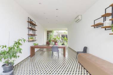 RedDoorz Plus @ Demangan Gejayan