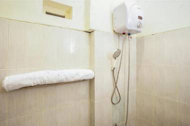 OYO 1241 Eirini Family Homestay