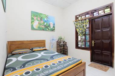 Batik Trinidar Homestay