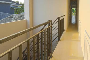 OYO 1542 Yessy Mansion