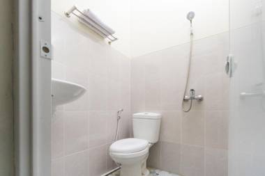 OYO 1542 Yessy Mansion