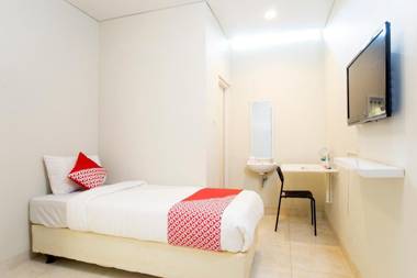 OYO 1369 Griya Damai Syariah