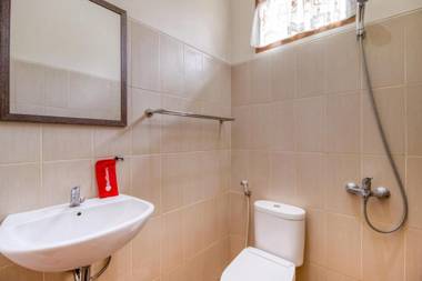 RedDoorz near Universitas Gajah Mada