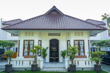 Kutus Kutus Clemmie Huis