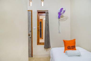 KoolKost near ISI Yogyakarta (with minimum stay applies)