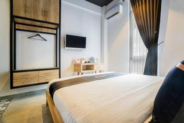 Vaccinated Staff-OYO 2627 Ratamya Co-living