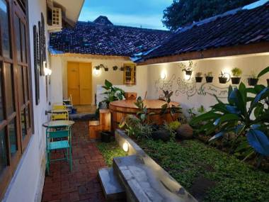 Wonderloft Hostel Jogja
