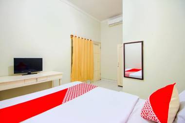 OYO 3083 D Kost 3 Syariah