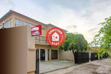 Vaccinated Staff - OYO 2311 C9 Exclusive