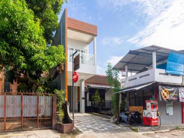 Collection O 3280 Cendhani Raras