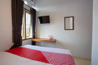 OYO 3707 Halona Guesthouse