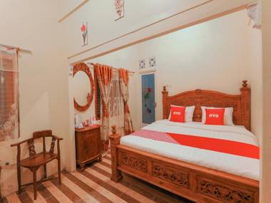 OYO 3715 Ndalem Jogja Cupuwatu Syariah