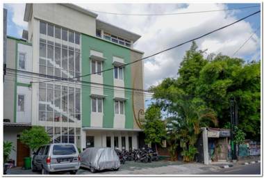 RedDoorz near Lempuyangan Train Station