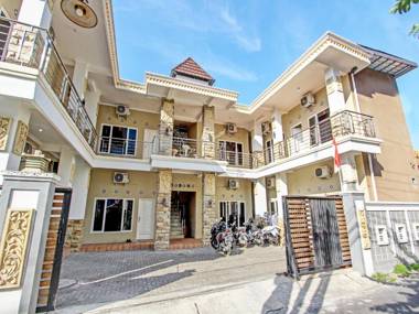 OYO 91486 Kostel Velisia Syariah