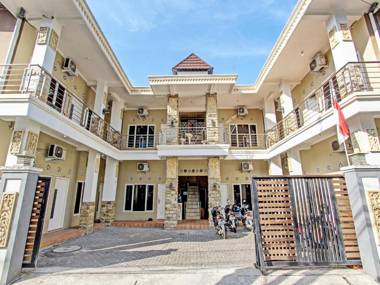 OYO 91486 Kostel Velisia Syariah