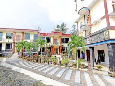 OYO 90878 Pakem Sari Hotel & Convetion