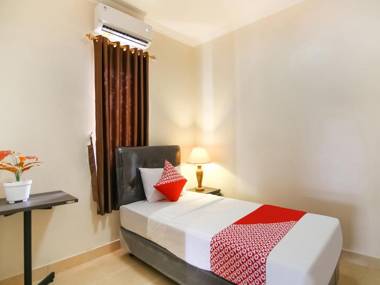 OYO 90186 Grand Aster