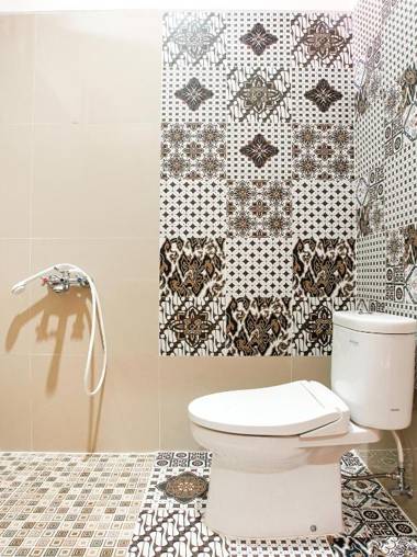 Urbanview Hotel Blok O International