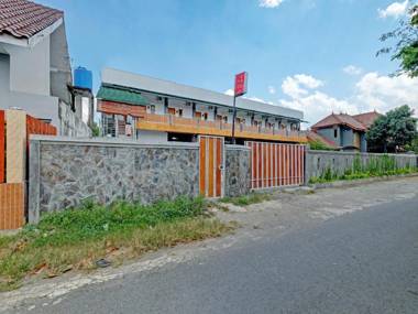 OYO 90325 Pondok Dnayu Syariah