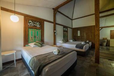 Rumah Jembarati by Sabda