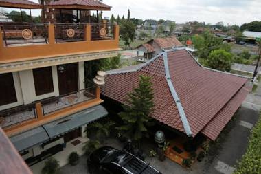 Jowo Kluthuk Heritage 2