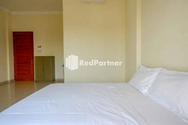 Ratmono House Syariah Yogya RedPartner