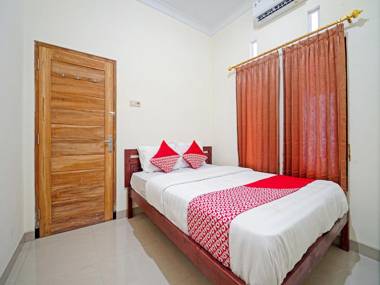 OYO 90869 Happy Homestay Syariah