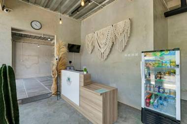 OYO Flagship 90983 Harmony Easy Stay