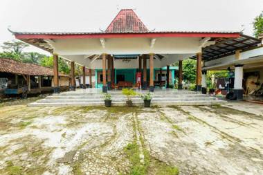 OYO Homes 91119 Desa Wisata Brajan