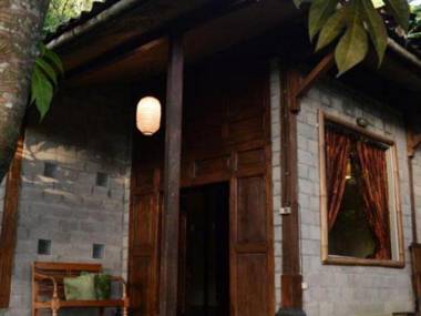 The Riverside Javanese Cottages