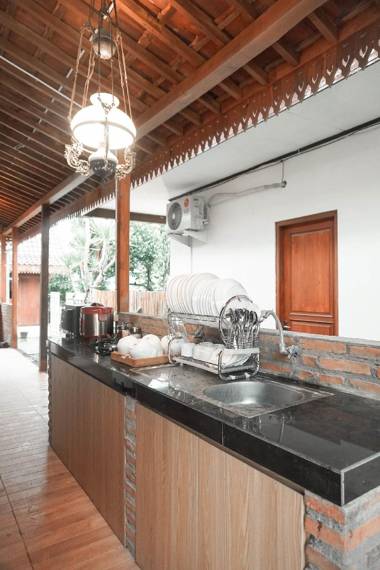 Dalem Jongke by Ubu Villa - Family/Group Gathering