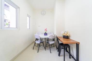 Singgahsini Near Plaza Ambarrukmo (Female Only)