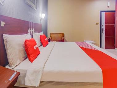 OYO 3936 Hotel Trisula Makassar