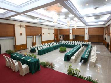 Makassar Golden Hotel