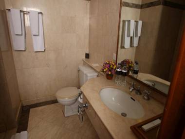 Makassar Golden Hotel