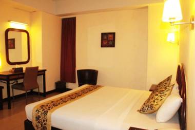 Losari Beach Hotel Makassar