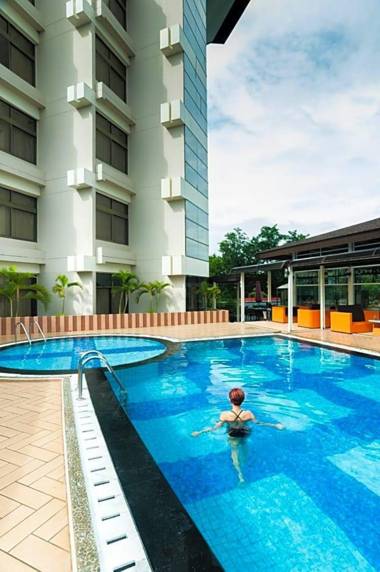 Horison Ultima Makassar