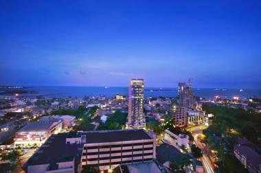 ASTON Makassar Hotel & Convention Center