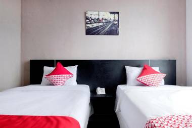 Collection O 472 Hotel Asyra