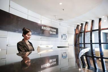 Empress Hotel Makassar City Center by LIFE