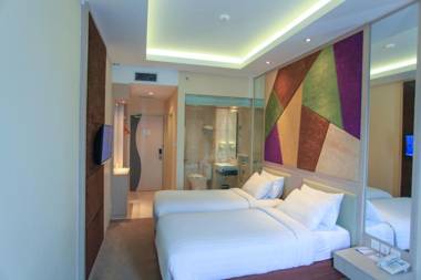 Wthree Premier Hotel